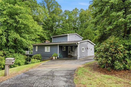 4701 New Walkertown Road, Walkertown, NC, 27051 | Card Image