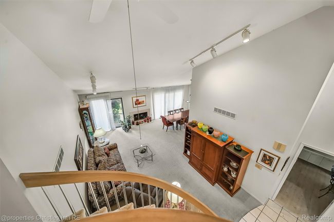 View overlooking foyer from 2nd floor staircase | Image 21