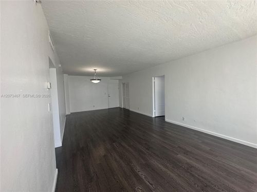 922-3000 S Ocean Dr, HOLLYWOOD, FL, 33019-2821 | Card Image