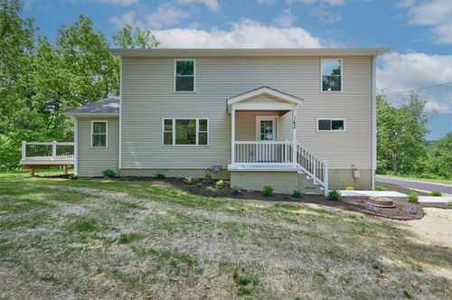 162 Foxwood Rd, Coraopolis, PA, 15108-2418 | Card Image