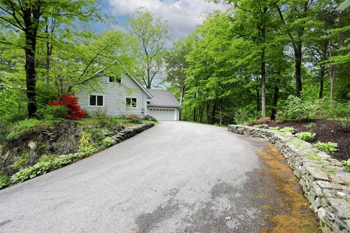 3 Carriage House Ct, Hyde Park, NY, 12538-1505 | Card Image