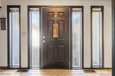 View of tiled foyer entrance | Image 3