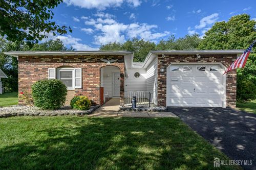 11 Graham Ct, Brick, NJ, 08724-2414 | Card Image