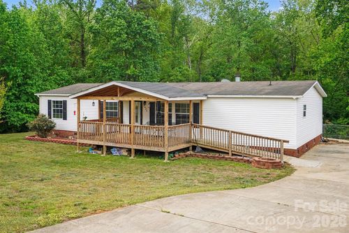 2009 Rocky Creek Ln, Dallas, NC, 28034-6635 | Card Image