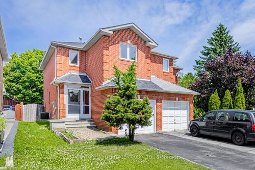 5602 Cortina Cres, Mississauga, ON, L4Z3R3 | Card Image