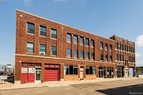 1337 Division St, Detroit, MI, 48207-2638 | Card Image