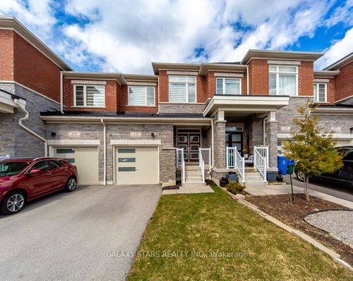 123 Boundary Blvd, Stouffville, ON, L4A4W2 | Card Image