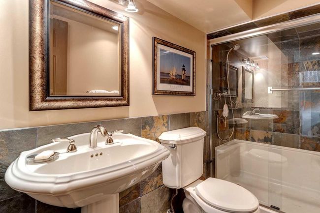 70 Mayfair Rd Sw, House detached with 3 bedrooms, 4 bathrooms and 3 parking in Calgary AB | Image 20