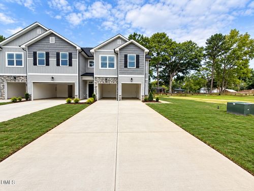 2010 Tharrington Way, Rocky Mount, NC, 27803-1367 | Card Image