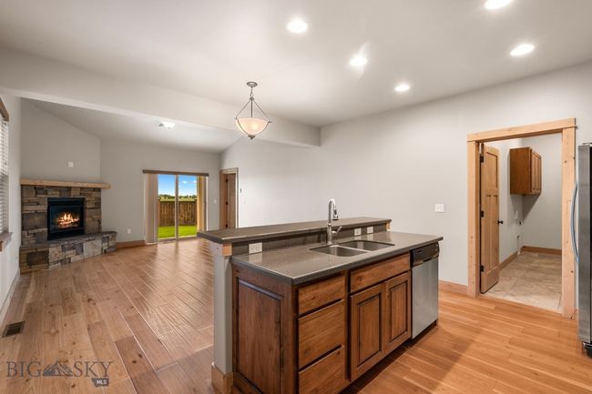 Unit A | Image 18