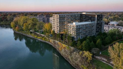 812-240 Ch De La Rive-Boisée, Montréal, QC, H8Z | Card Image