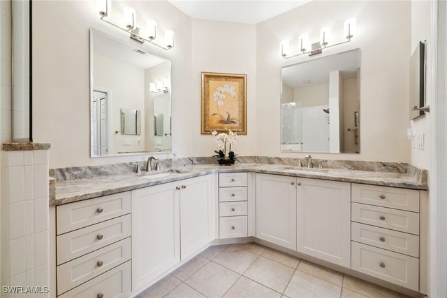 remodeled bath | Image 24