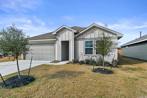 1113 Argonne Frst, Seguin, TX, 78155-3743 | Card Image