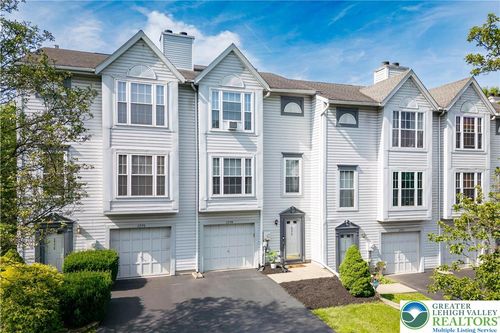 2774 Red Oak Cir, Bethlehem, PA, 18017-2773 | Card Image