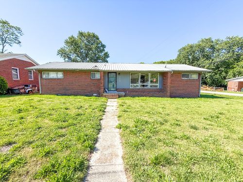 205 Laurel St, Woodbury, TN, 37190-1608 | Card Image