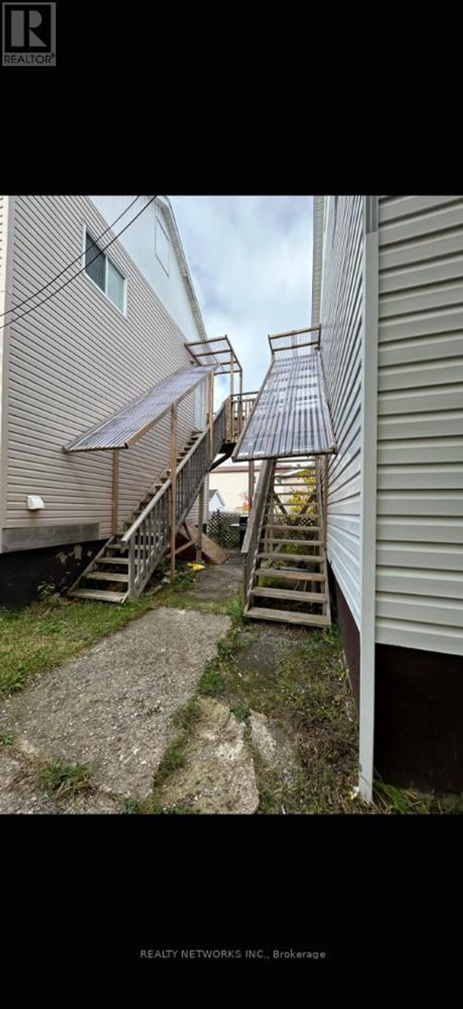 269 Elm St N, Home with 8 bedrooms, 4 bathrooms and 3 parking in Timmins ON | Image 12