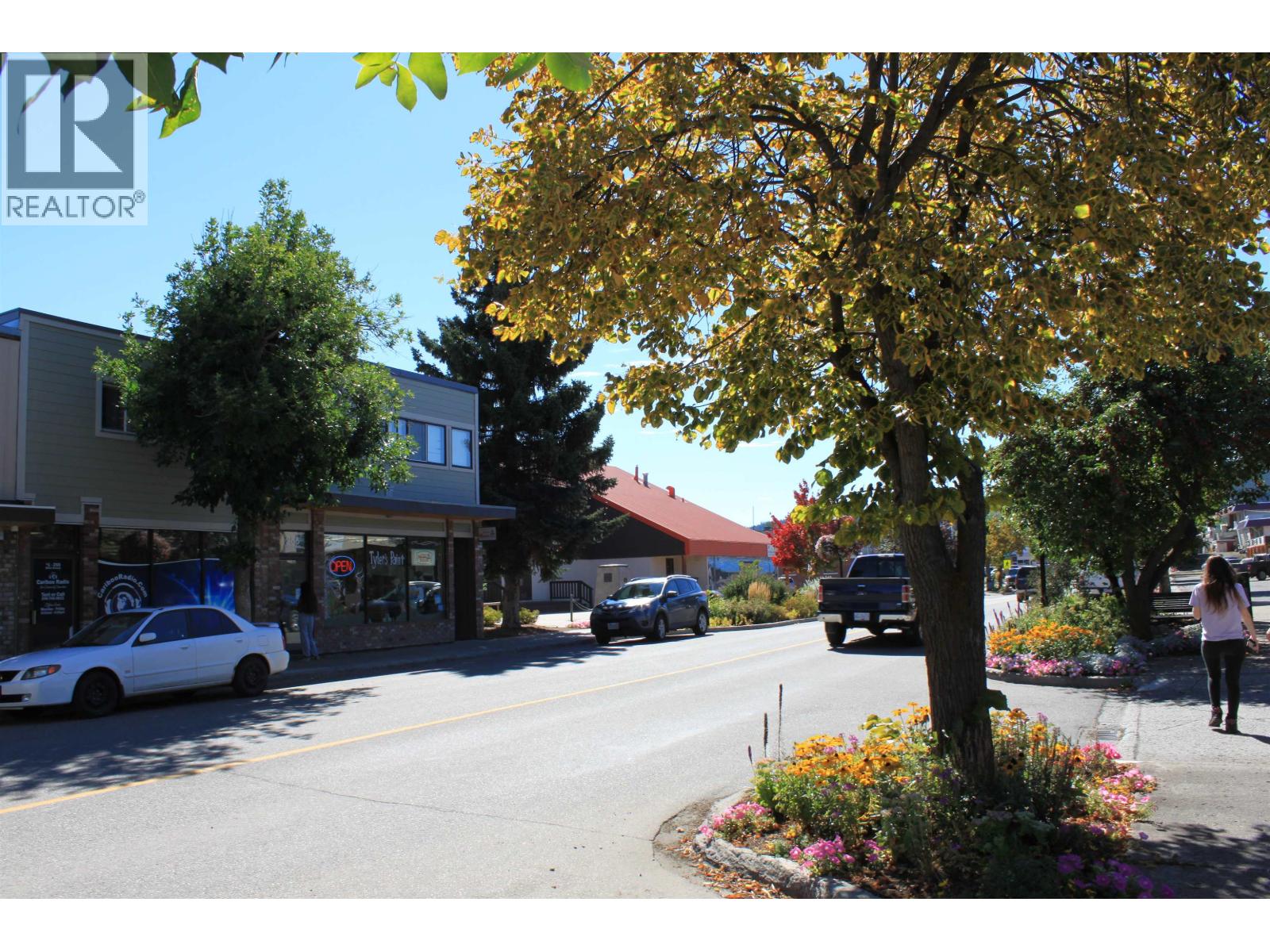 Commercial Lease in 100 Mile House 4