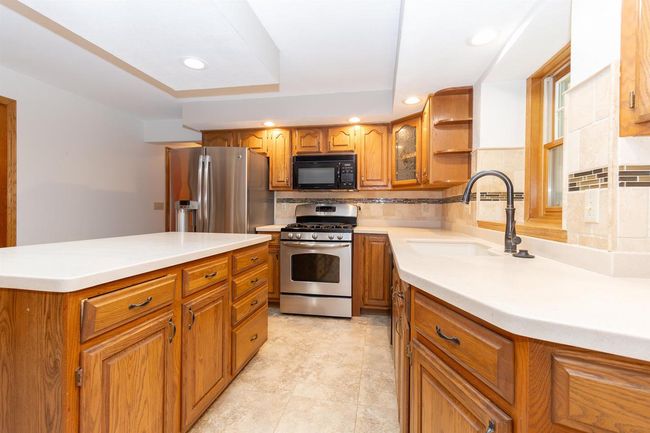 N2559 Pleasant View Lane, House other with 4 bedrooms, 3 bathrooms and null parking in WAUPACA WI | Image 9