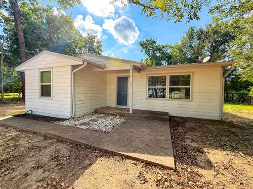 230 Sargent St, Vidor, TX, 77662-5930 | Card Image