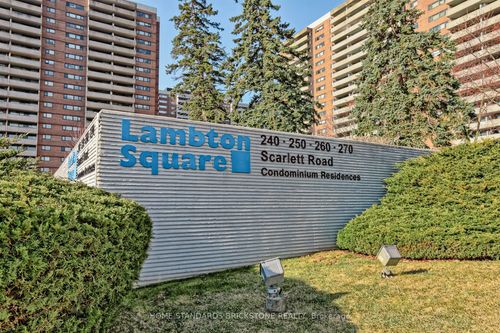 601-240 Scarlett Rd, York, ON, M6N4X4 | Card Image