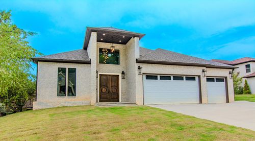 7921 Kanis Oaks Dr, Little Rock, AR, 72204-2313 | Card Image