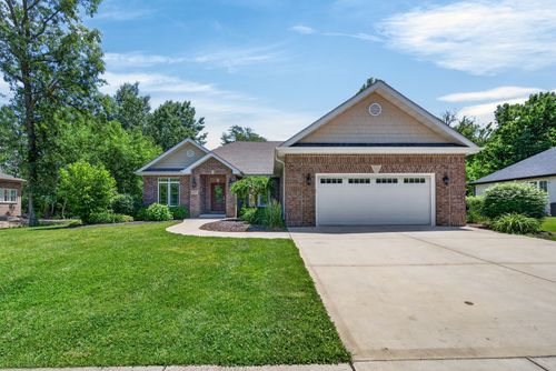 1057 Westwood Dr, Morris, IL, 60450-3301 | Card Image