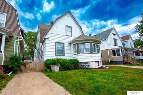 1113 S 30th Ave, Omaha, NE, 68105-2294 | Card Image