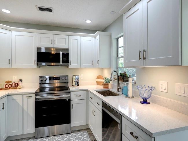 1379 Scroll St, House other with 2 bedrooms, 2 bathrooms and null parking in Sebastian FL | Image 11