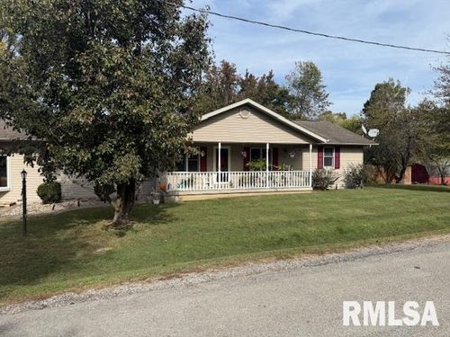 401 E Cross St, Herrin, IL, 62948-4261 | Card Image
