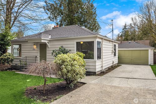 1713 Ne 146th Street, Shoreline, WA, 98155 | Card Image