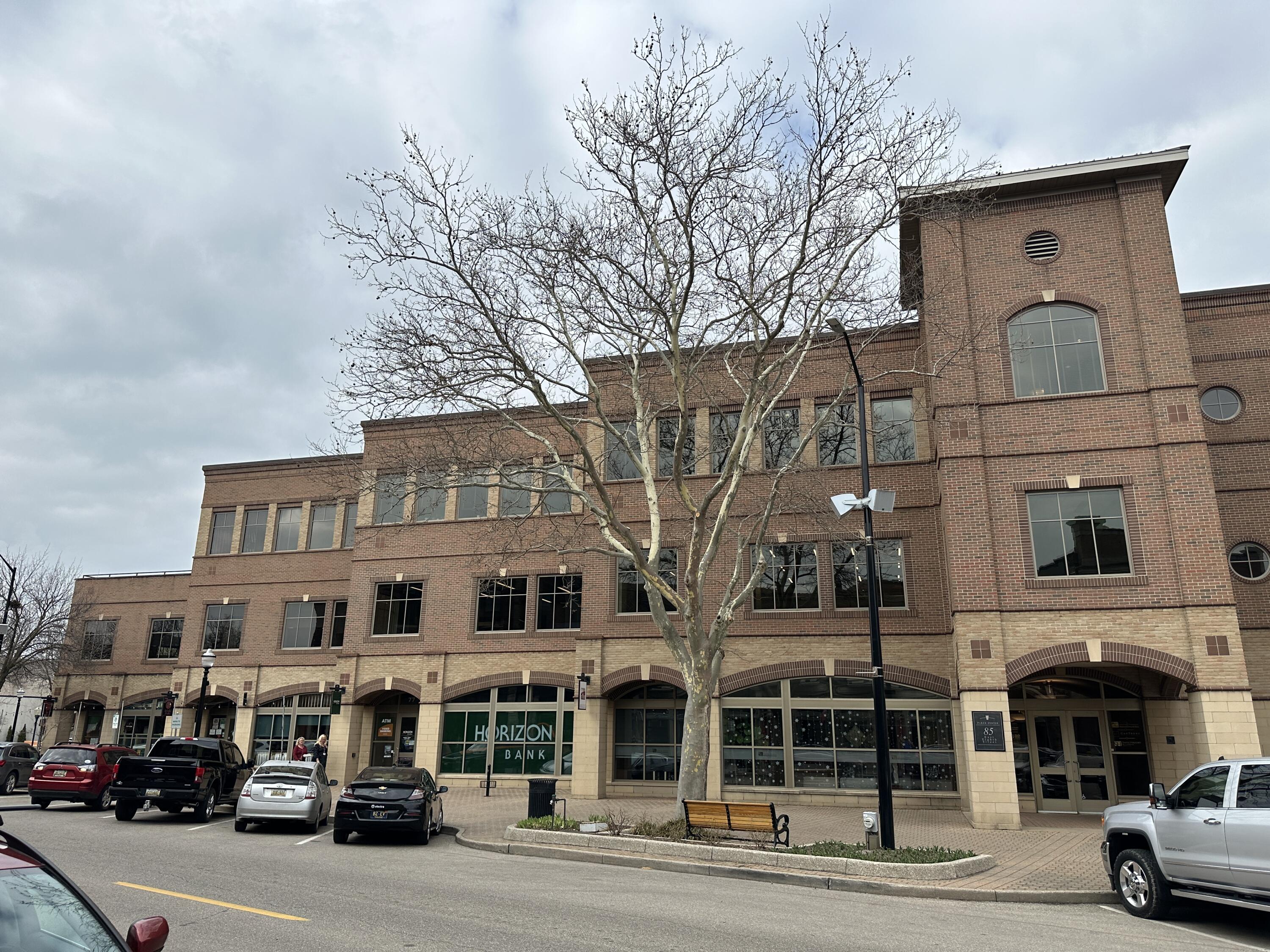 E 8Th St, Holland, MI 49423
