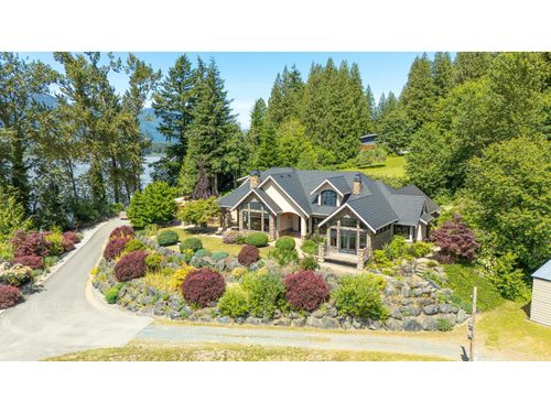 42721 Old Orchard Rd, Chilliwack, BC, V2R4H6 | Card Image