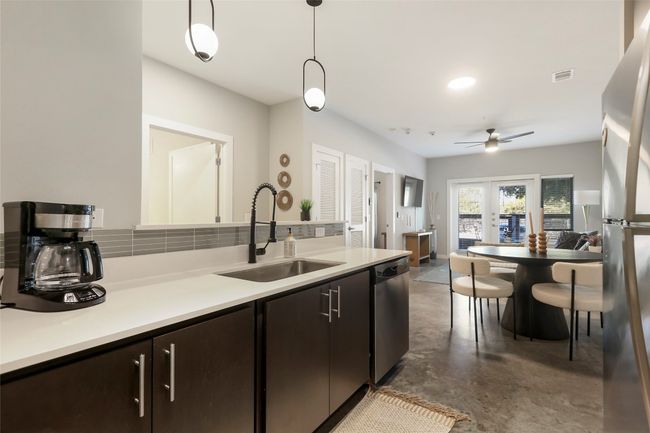 1103 - 2505 Thornton Rd, Condo with 1 bedrooms, 1 bathrooms and 1 parking in Austin TX | Image 6