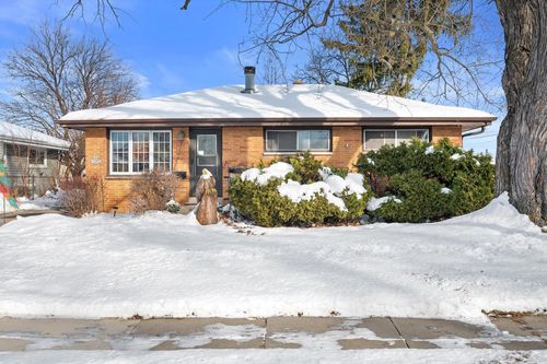 N88W14926 Jefferson Avenue, Menomonee Falls, WI, 53051 | Card Image