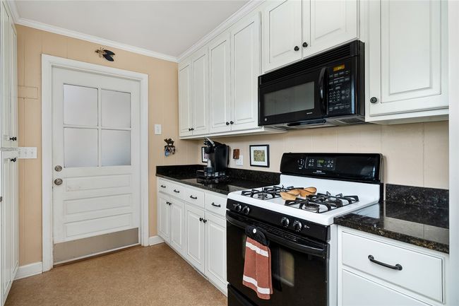 204 Thomas St, House other with 5 bedrooms, 3 bathrooms and null parking in Clemson SC | Image 17