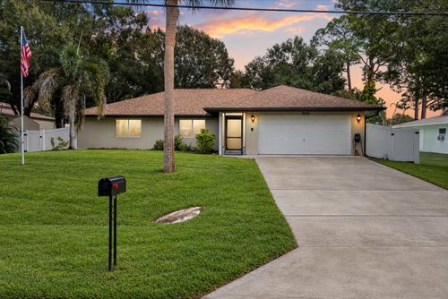 5112 Myrtle Dr, Fort Pierce, FL, 34982-3851 | Card Image