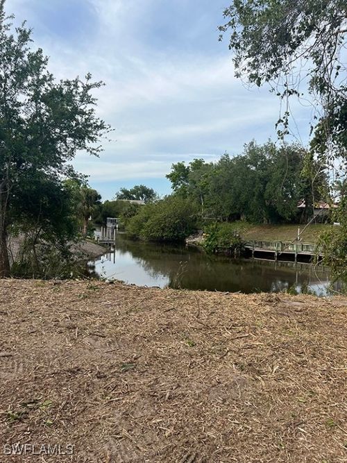 20565 Casaly Dr, ALVA, FL, 33920-3805 | Card Image