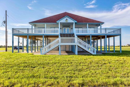 808 Camino Dr, Crystal Beach, TX, 77650 | Card Image
