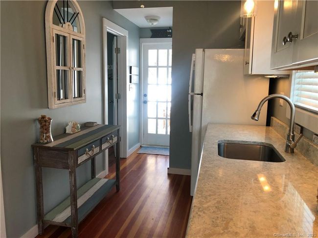 6 Old Colony Rd, House other with 2 bedrooms, 1 bathrooms and 6 parking in Old Lyme CT | Image 5