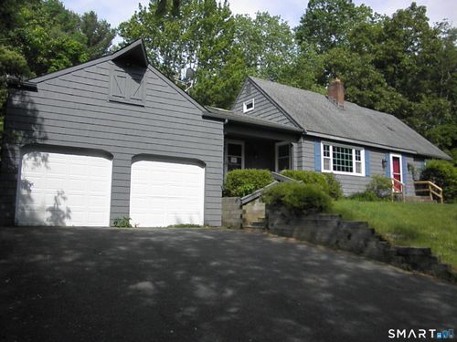 323 Jones Hollow Rd, Marlborough, CT, 06447-1036 | Card Image