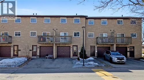 43-1155 Paramount Dr, Stoney Creek, ON, L8J2N2 | Card Image