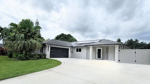 712 Juniper Pl, Wellington, FL, 33414-8169 | Card Image