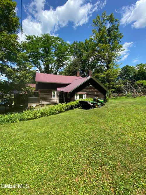 4132 Rockwell St, Hadley, NY, 12835-2204 | Card Image