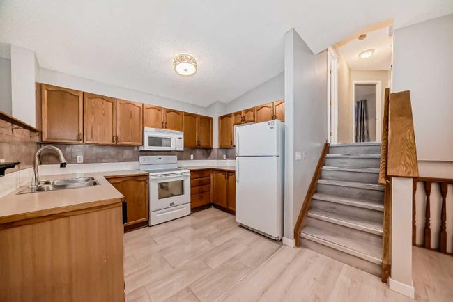 97 Martinvalley Crescent Ne, Home with 4 bedrooms, 2 bathrooms and 2 parking in Calgary AB | Image 14