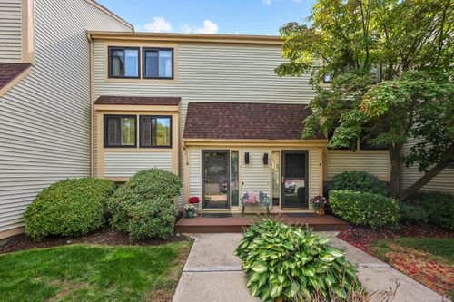 7-7 Whirling Dun, Canton, CT, 06019 | Card Image