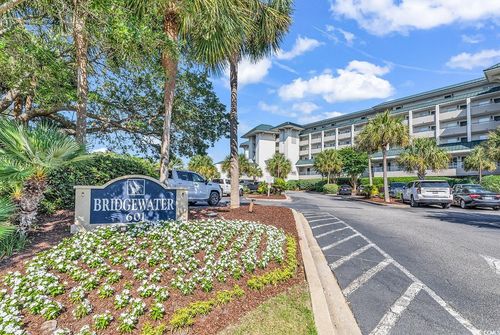 125-601 Retreat Beach Cir, Pawleys Island, SC, 29585-5124 | Card Image