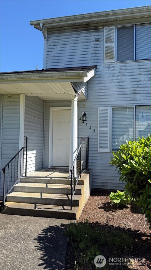 20b-32623 4th Pl S, Federal Way, WA, 98003-5889 | Card Image
