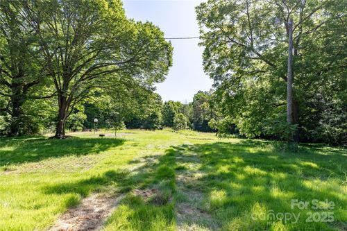 425 Mimosa St, Cleveland, NC, 27013-8173 | Card Image