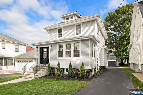 526 Dewey Avenue, Cliffside Park, NJ, 07010 | Card Image