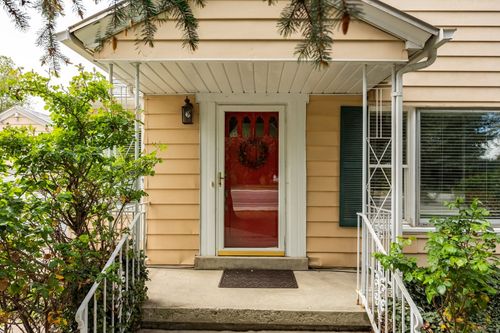 1726 E Vine St, Murray, UT, 84121-2154 | Card Image